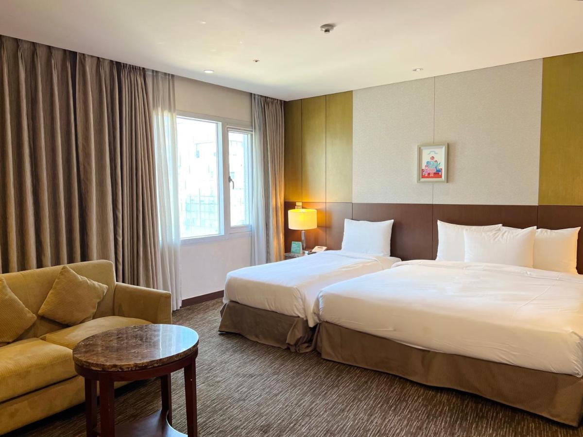 Stanford Hotel