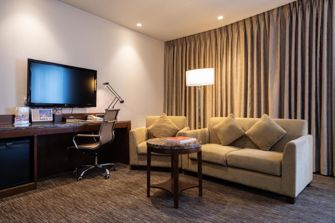 Stanford Hotel 4*
